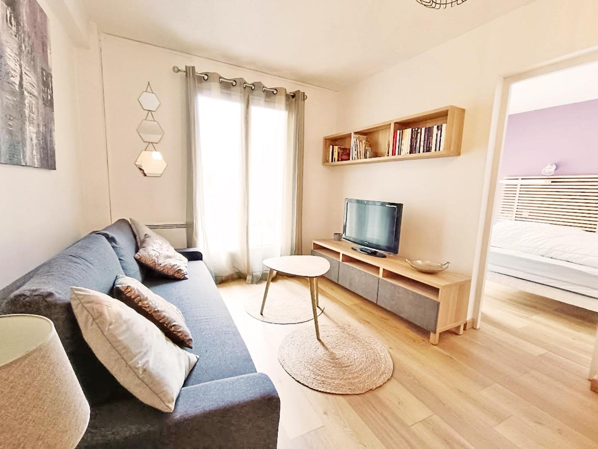 Chez Dominique, T2, Centre Ville, Vue Montagne, Wifi, 4 Personnes Bagneres-de-Luchon Экстерьер фото